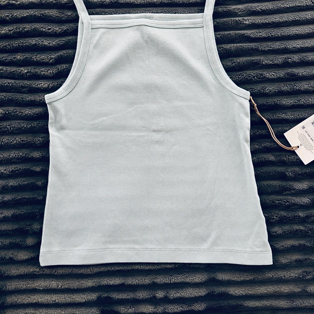AE77 Premium Straight Neck Tank Top NWT